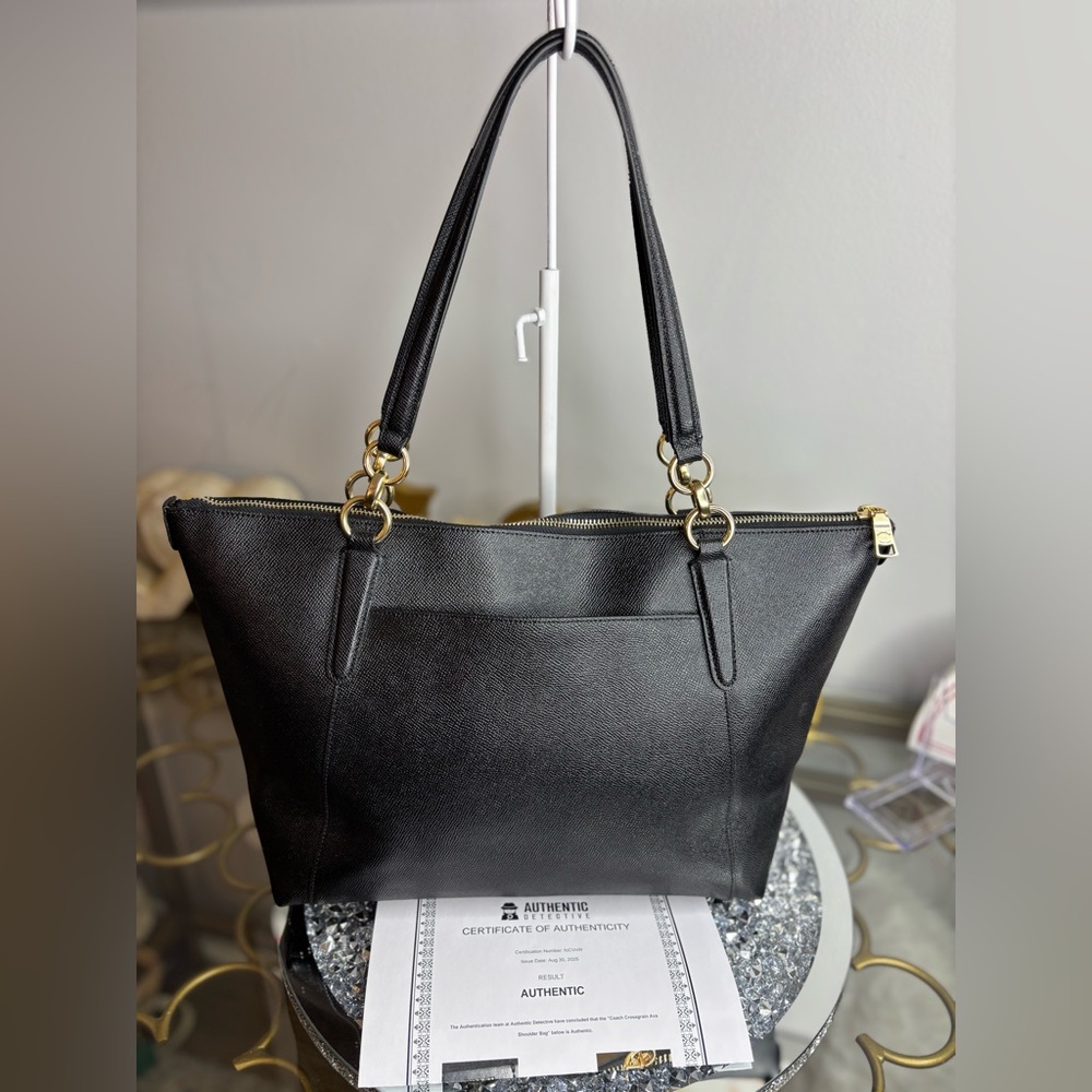 Coach 2018 Ava Tote Bag in black crossgrain leather NWOT - Picture 5 of 16